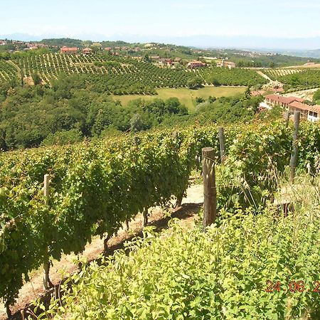 Tenuta Calabiana Diano dʼAlba Kültér fotó